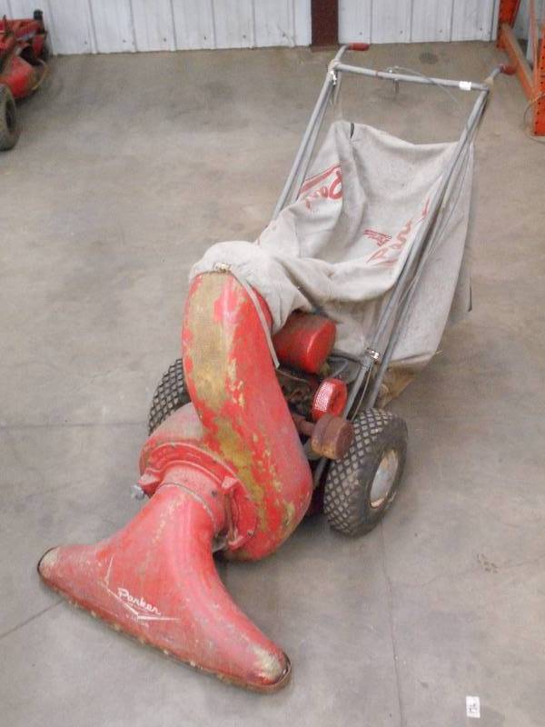 lot 3 image: Vintage Parker Gas-Powered Leaf Vac...