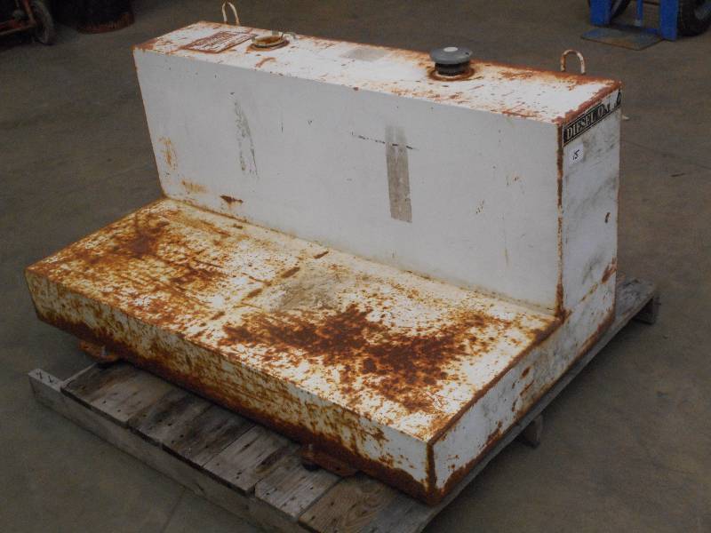 lot 15 image: 105-Gallon Commercial Diesel Fuel T...