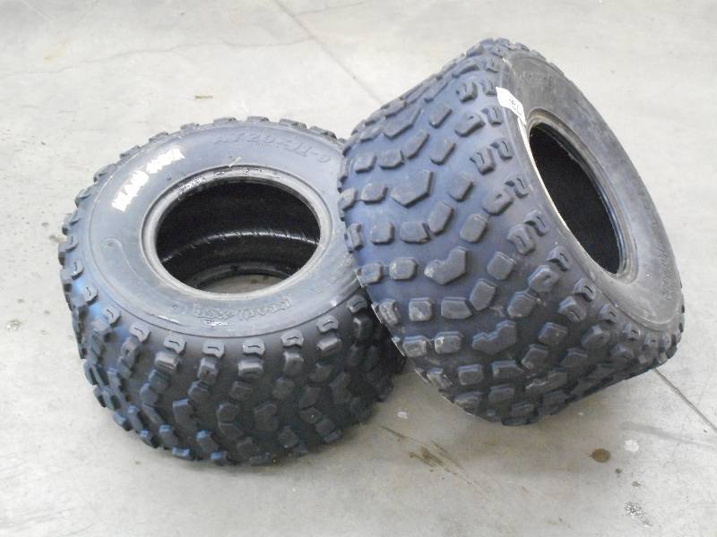 lot 72 image: (2) Kenda Klaw-XCR AT20x11x9 ATV Ti...