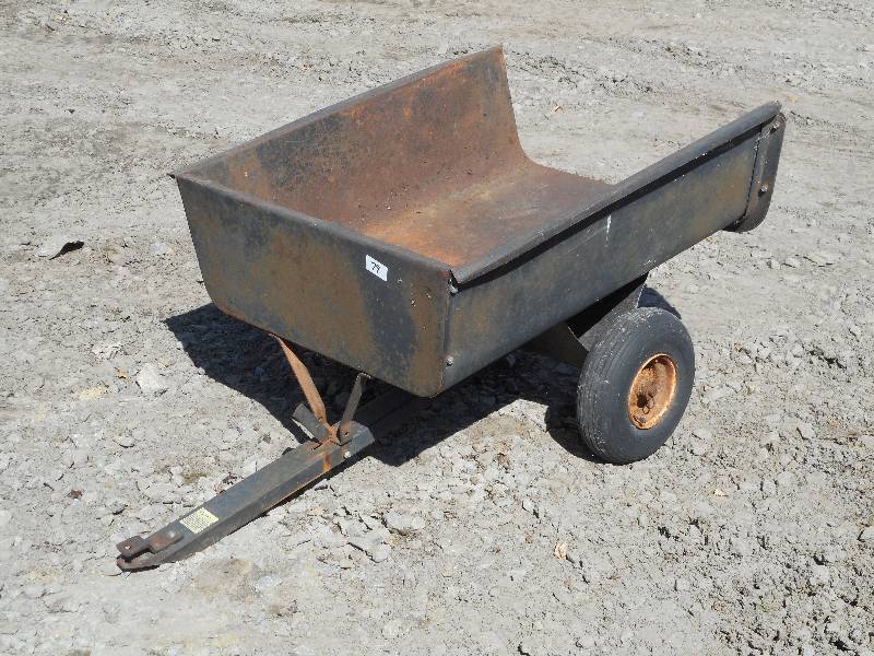 lot 79 image: Pin-Hitch Steel Lawn Tractor Traile...