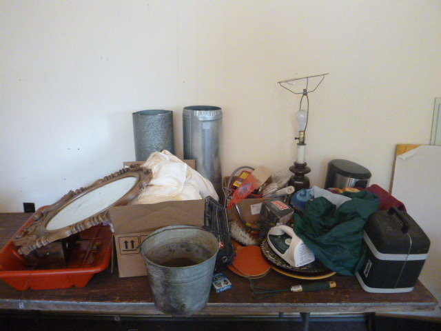 lot 15 image: Miscellaneous Items
