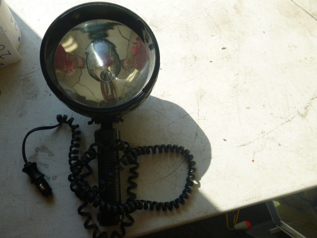 lot 20 image: MVP Deluxe Pro-Lite Spot Light