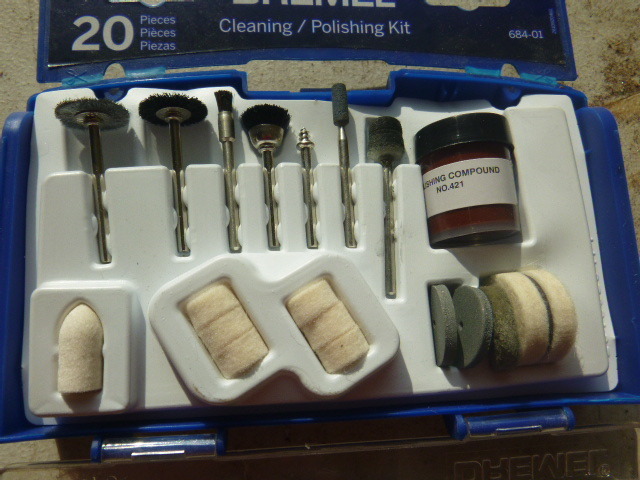 lot 28 image: Dremel CleaningPolishing Kit