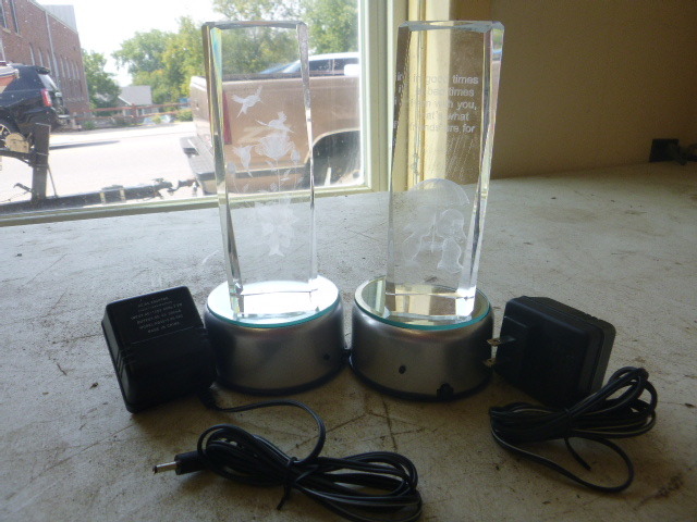 lot 94 image: 2 Crystal Rotary Slide Show