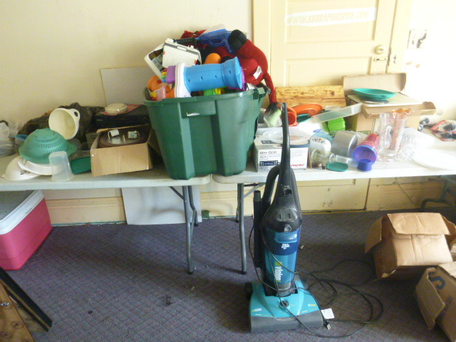 lot 13 image: Miscellaneous Items