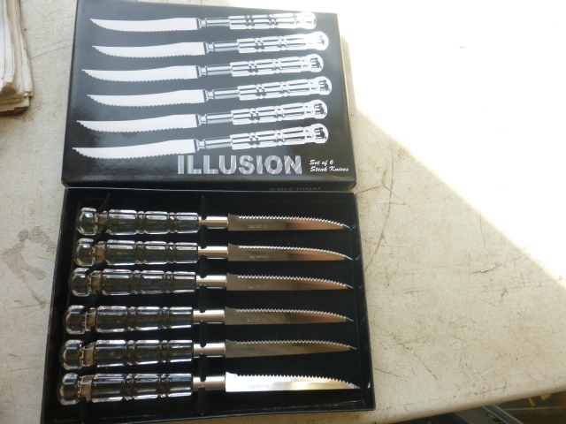lot 109 image: Set of Illusion Steak Knives