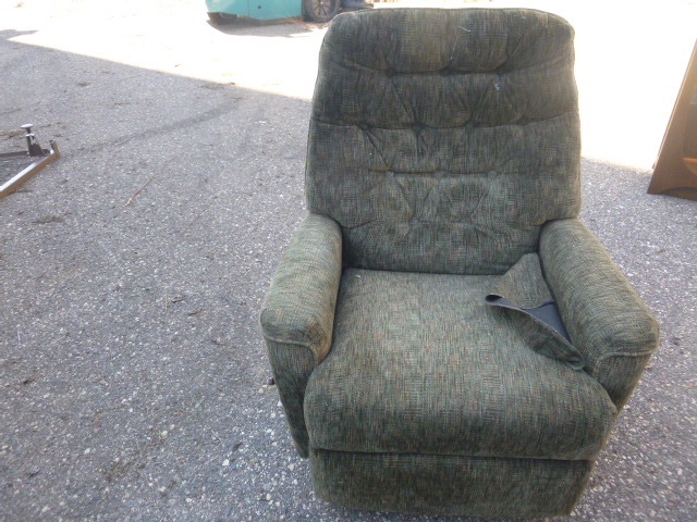 lot 144 image: Swivel Rocking Recliner