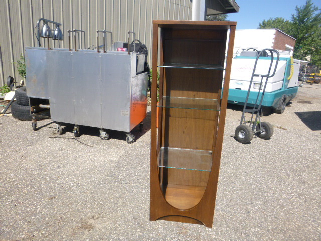 lot 153 image: Shelf