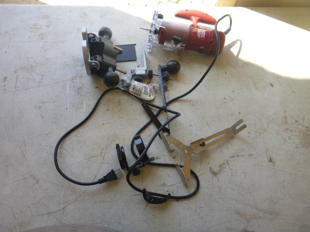 lot 171 image: Tool Shop Multi-Purpose Cutting Tool