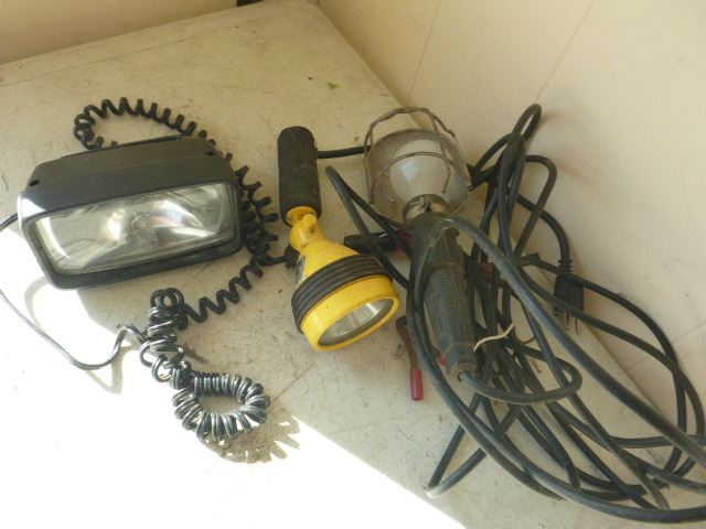 lot 189 image: Miscellaneous Lights