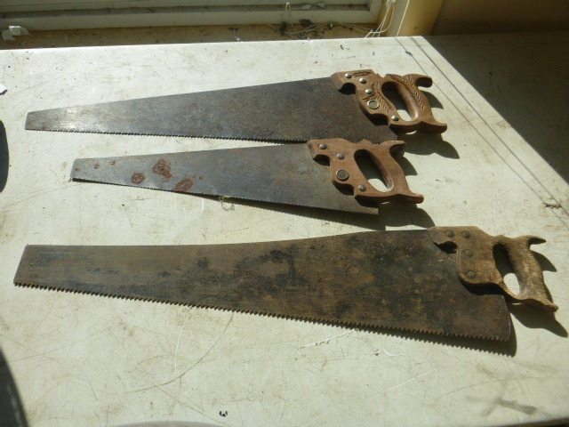 lot 194 image: 3 Hand Saws