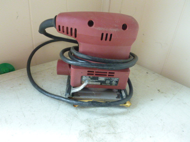 lot 197 image: Tool Shop Palm Sander