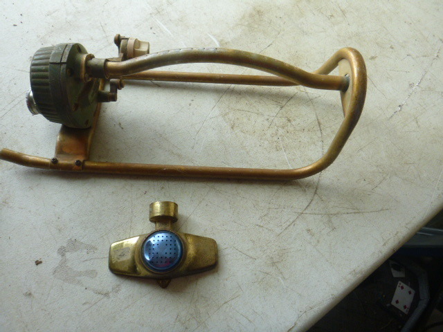 lot 198 image: 2 Sprinklers