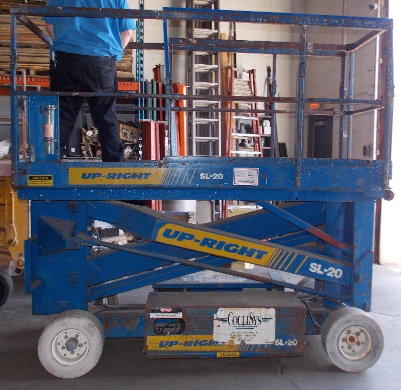 lot 1 image: UP-RIGHT SL-20 Electric Scissor Lift with All New Batteries - NO RESERVE
