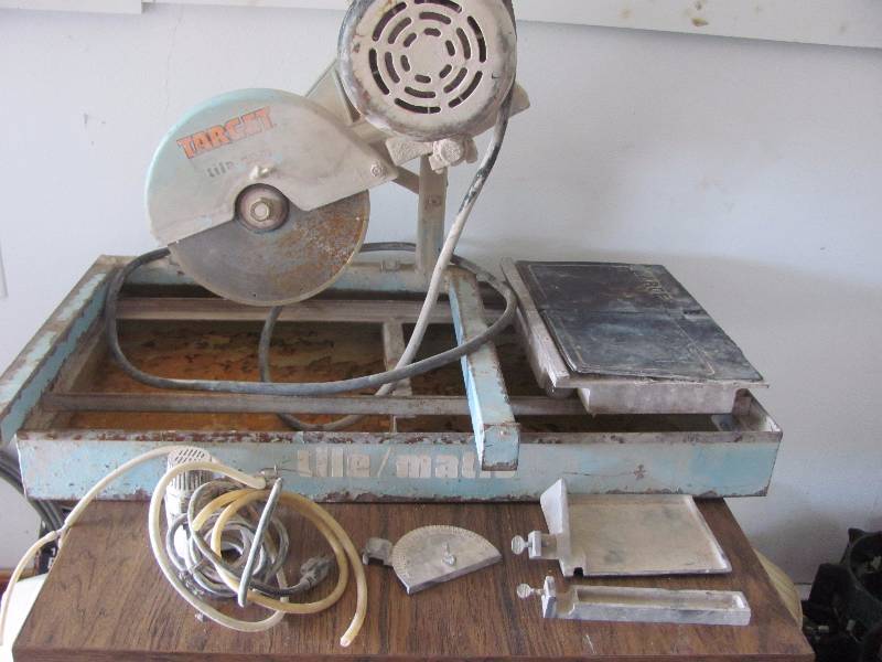 Tile saw