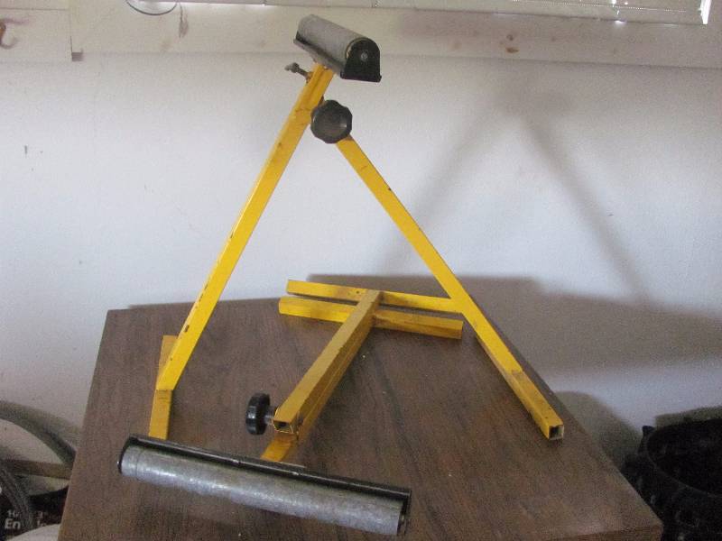 Adjustable stands