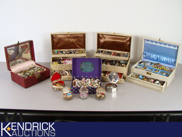 lot 1 image: HUGE Lot of Costume Jewelry