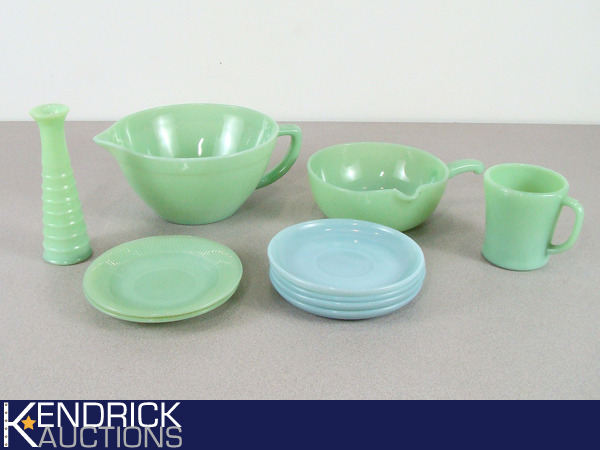 lot 32 image: Lot of Vintage Fire King Jadite, and Delphite Dishes