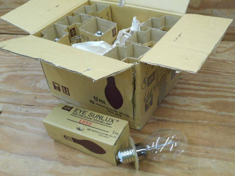 lot 11 image: (8) Eye Sunlux LU50 High Pressure S...