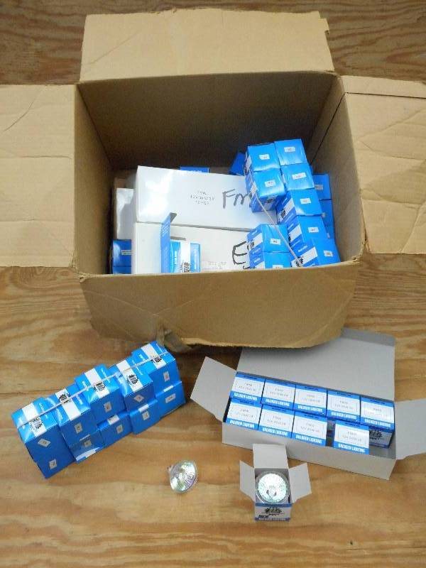 lot 25 image: Box FULL Of 125Volt 35Watt & 50Watt...