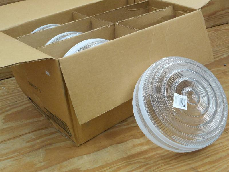 lot 46 image: (4) 10 Glas Light Domes ...