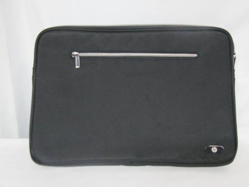 lot 90 image: Sleeve for HP 15.6 Laptop - Black