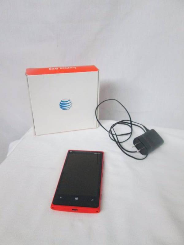 lot 43 image: Nokia Lumia 920 Smartphone - Red