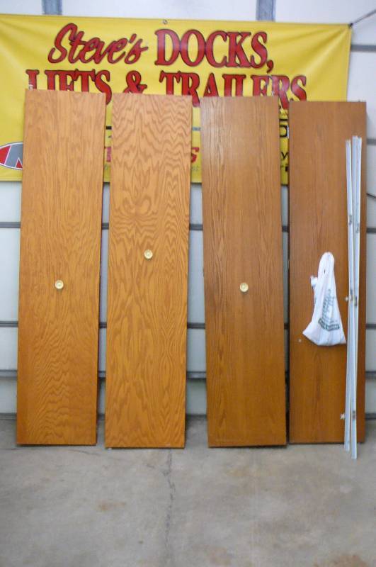 lot 52 image: BiFold Doors 17 34 X 79 2 Sets