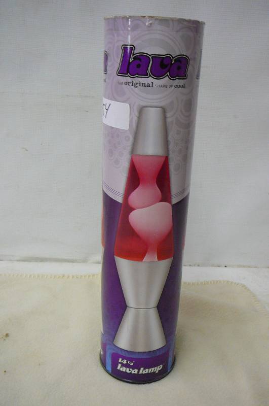 lot 54 image: Lava Lamp 14 12 Tall Works