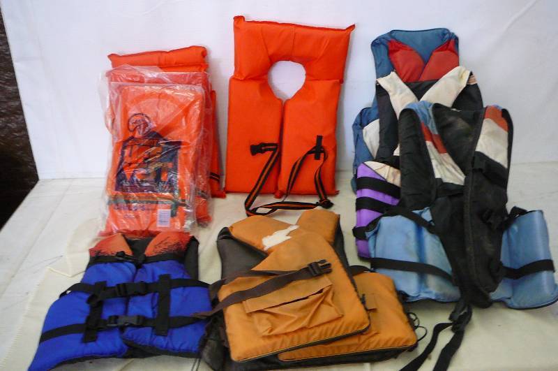 lot 56 image: Lot of life Jackets 4 Youth 9 Total