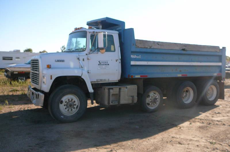 1988 Ford Dump Truck L9000
