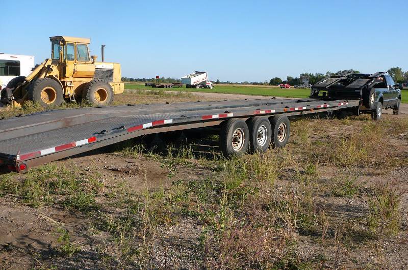 1999 Car hauler Trailer 53 Hideaway