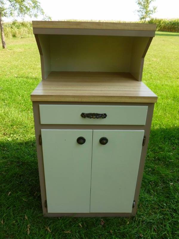 Kitchen Cabinet