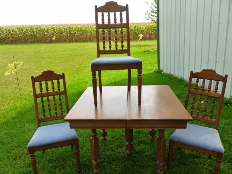Oak Dining Room Set