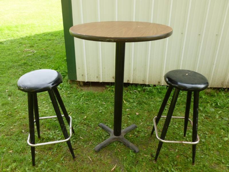 Pub Table Set