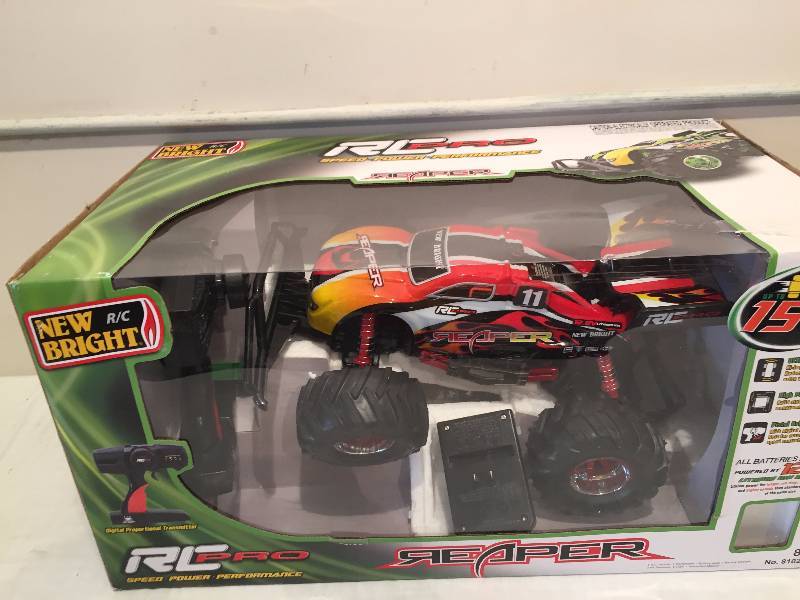 RC REMOTE CONTROLLED VEHICLE
