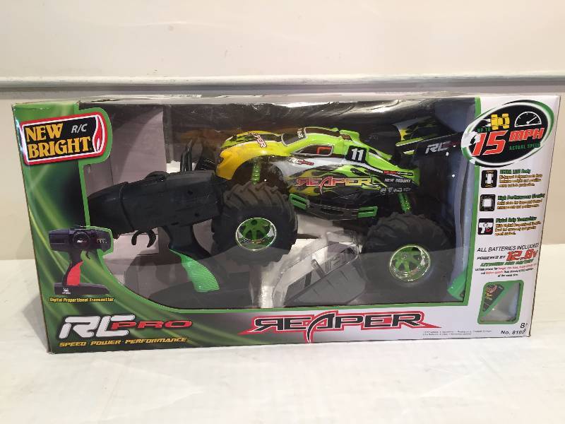 RC REMOTE CONTROLLED VEHICLE