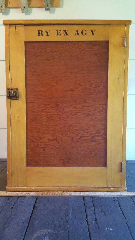 lot 5 image: Museum Quality Railroad Express Ticket Cabinet