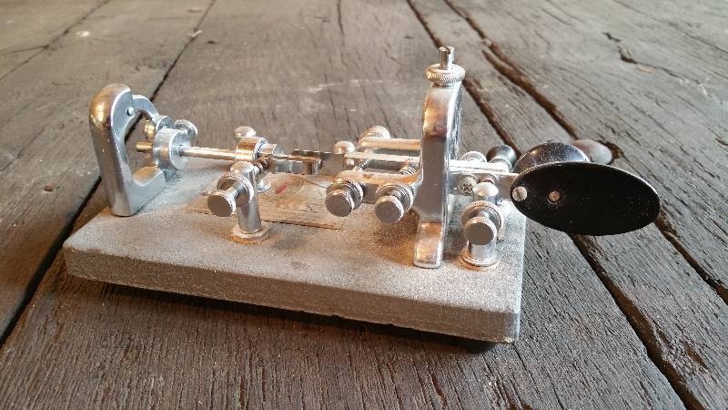 lot 15 image: Rare Vibroplex Champion Railroad Telegraph Key
