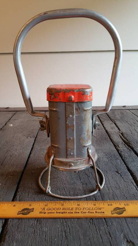 lot 20 image: Vintage Justrite G.N.R.Y. Railroad Lantern