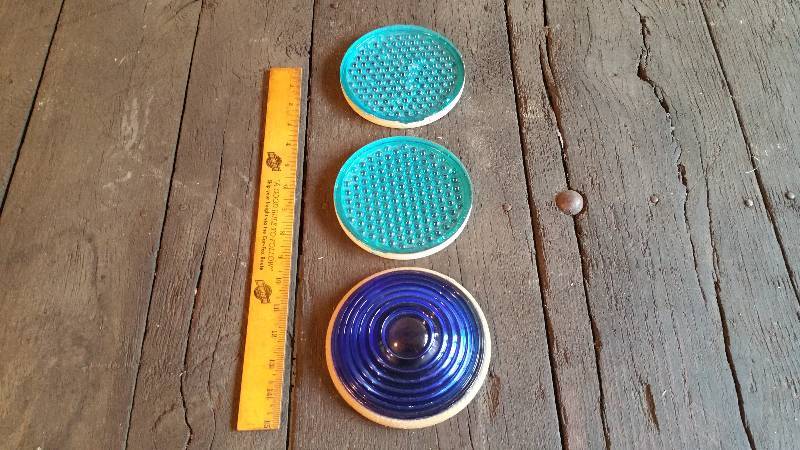 lot 32 image: Vintage Kopp Glass Railroad Signal Lantern Lenses