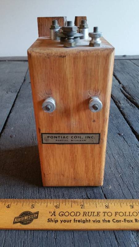 lot 43 image: Railway Car Pontiac Coil Co. Wooden Spark Coil Box