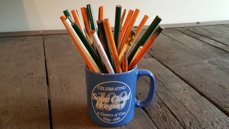 lot 46 image: Large Group of Vintage Great Northern Railway Company Pencils