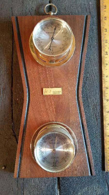 lot 47 image: Burlington Northern Thermometer  Barometer