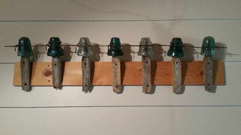 lot 50 image: (7) Railway Glass Insulators on Display