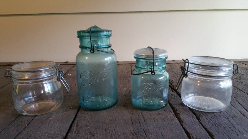 lot 116 image: Vintage Ball and Other Jars and Canisters