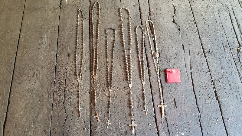 lot 121 image: Lot of (6) Vintage Rosaries - Sterling Silver