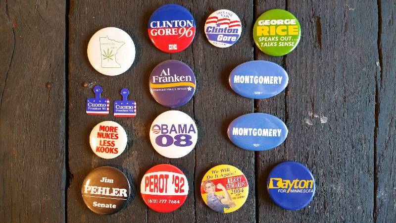 lot 181 image: Political Buttons - Clinton, Obama, Perot, Franken, Kerry, Dayton  More