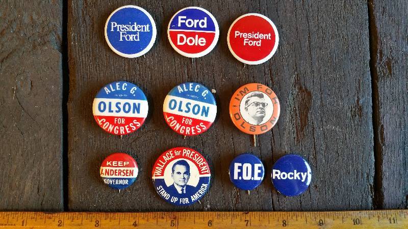 lot 184 image: Vintage Ford, Dole, Olson, Wallace, Andersen, F.O.E. Political Pin-Back Buttons