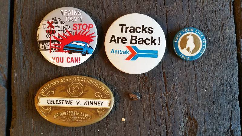 lot 188 image: Train Pin-Back Buttons Incl. 1969 GNRY Pin